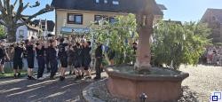 Maibaumstellen durch die Landjugend